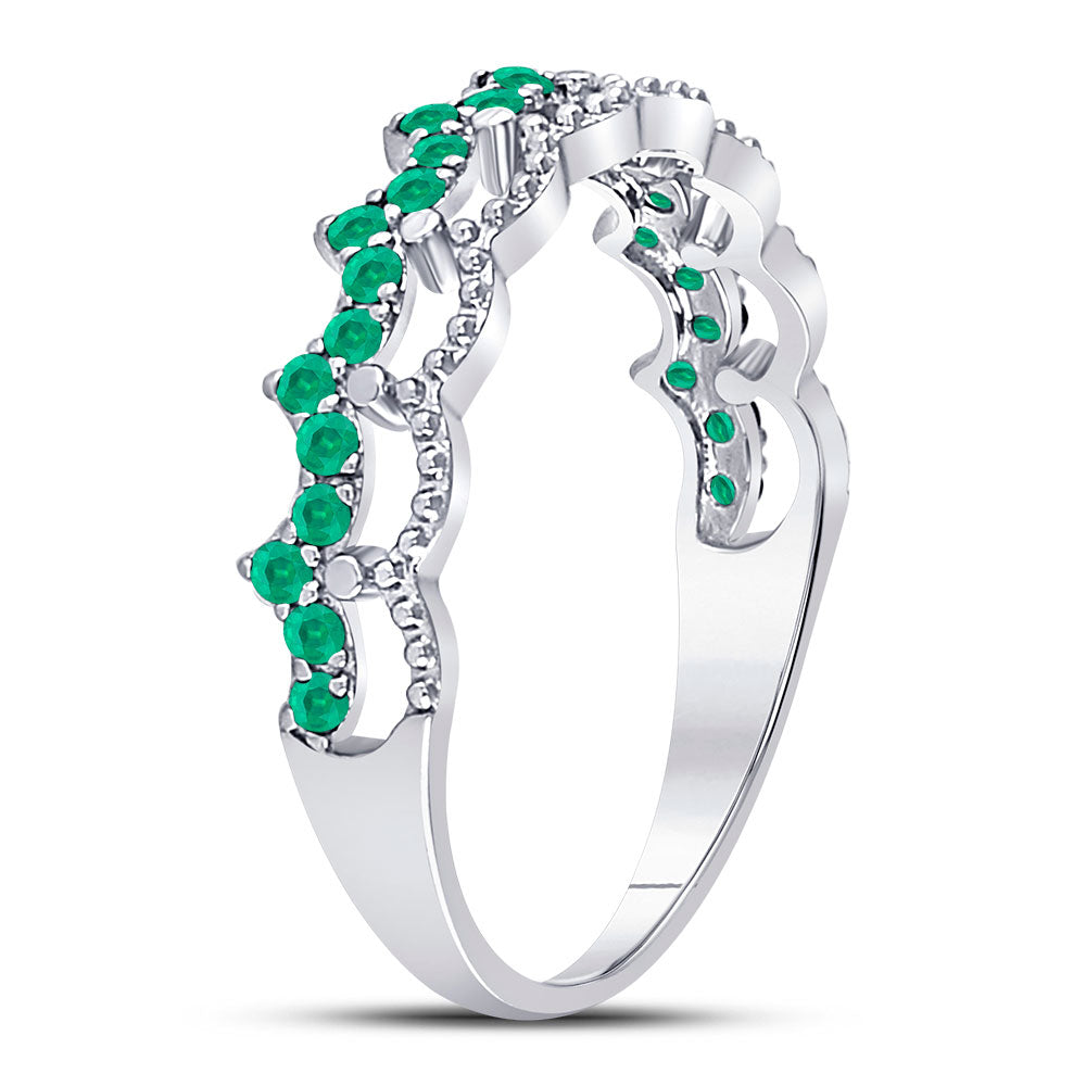 10kt White Gold Womens Round Emerald Scalloped Stackable Band Ring 1/4 Cttw