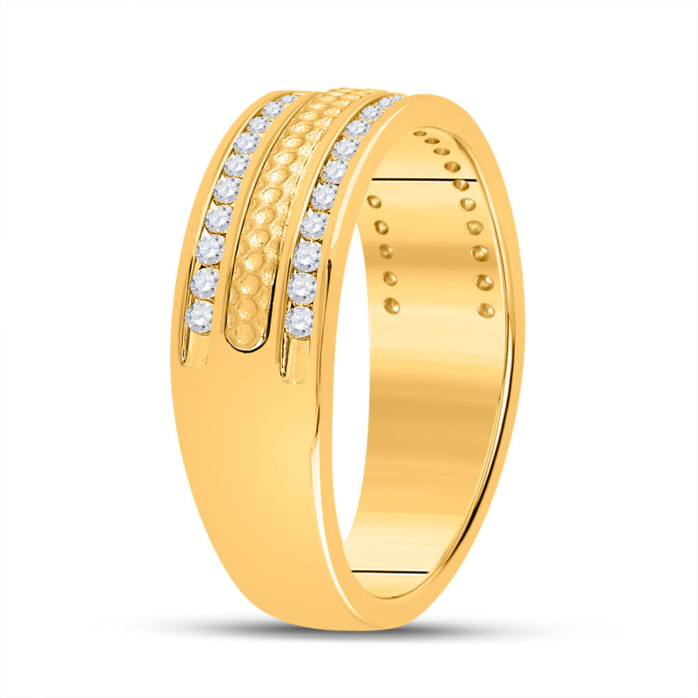 14kt Yellow Gold Mens Round Diamond Wedding Hammered Band Ring 1/2 Cttw